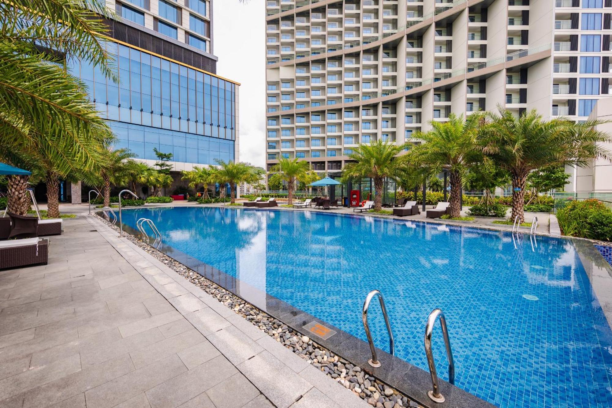 Muong Thanh Luxury Ha Long Centre II Bagian luar foto
