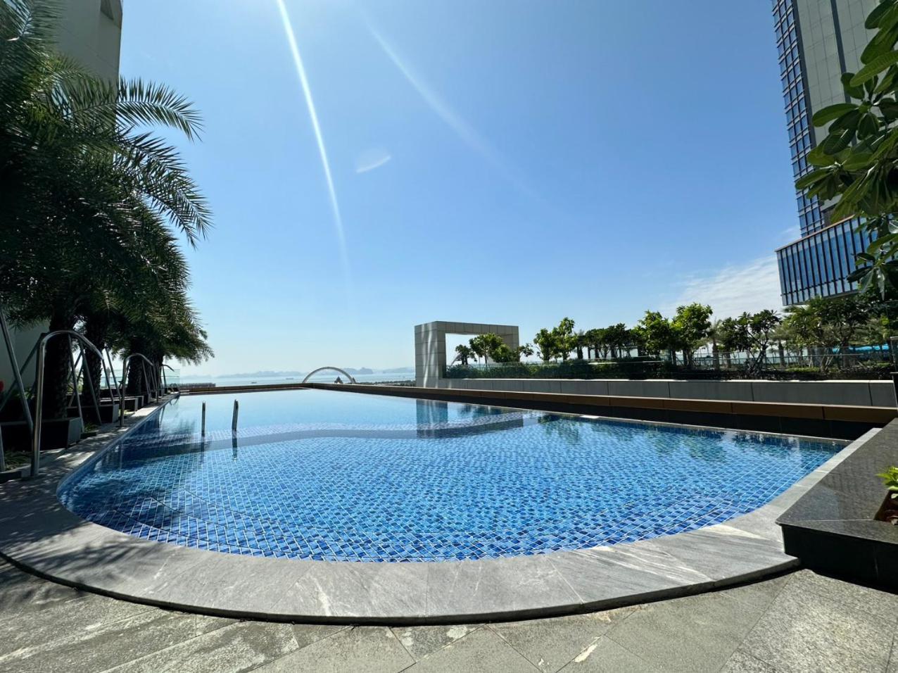 Muong Thanh Luxury Ha Long Centre II Bagian luar foto